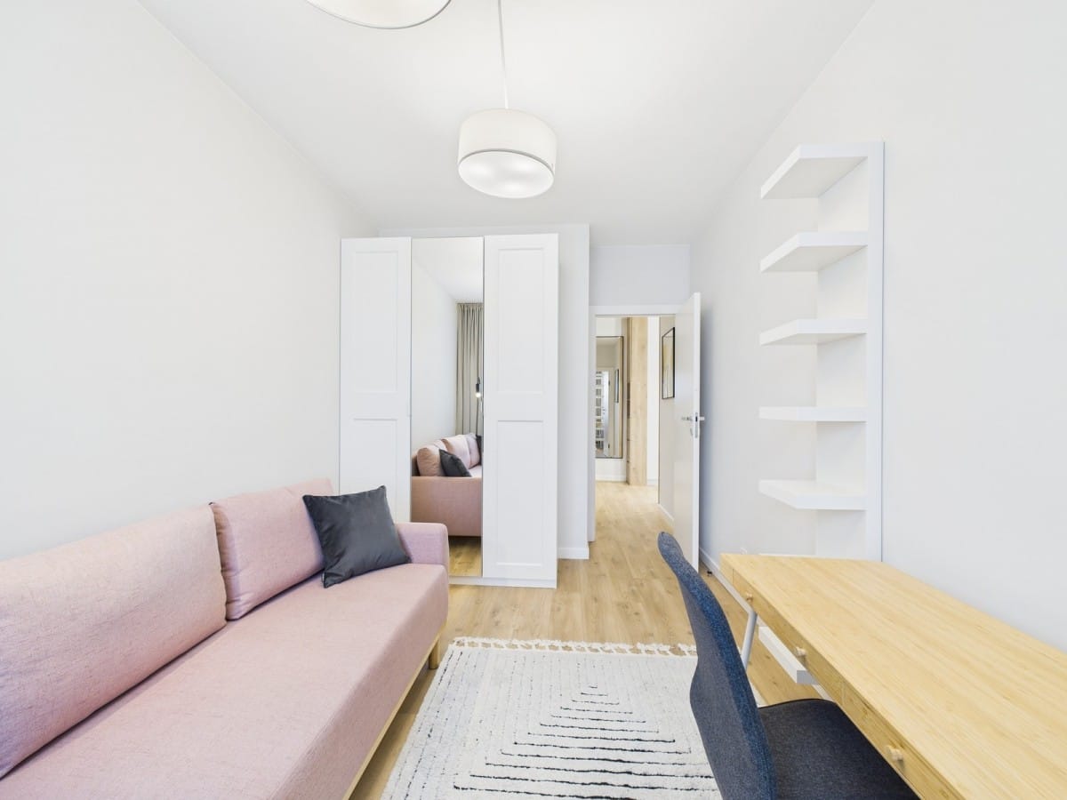 Mieszkanie 4 pokojowe na Wynajem