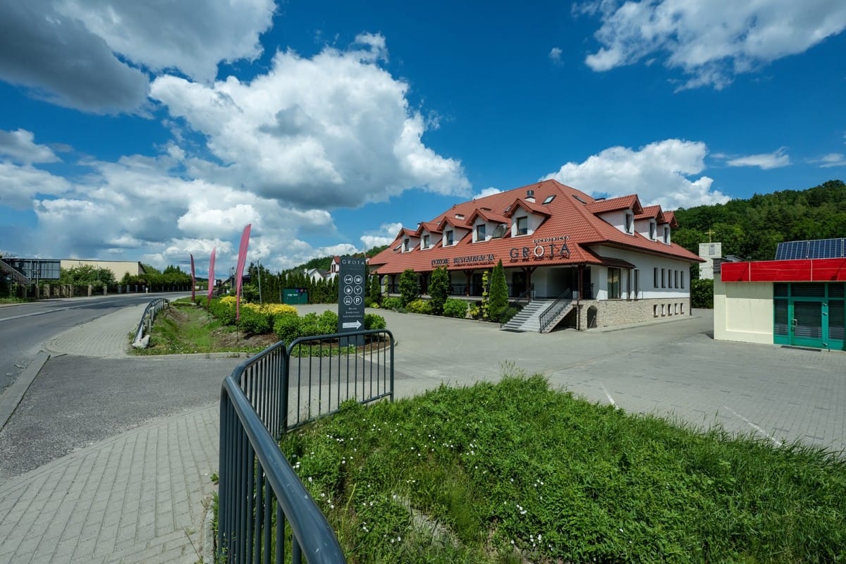 Lokal użytkowy  pokojowe na Sprzedaż