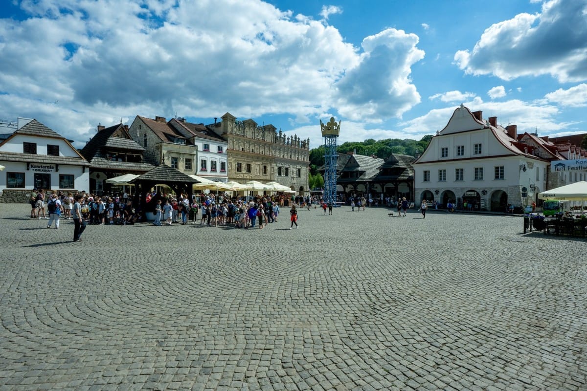 Lokal użytkowy  pokojowe na Sprzedaż