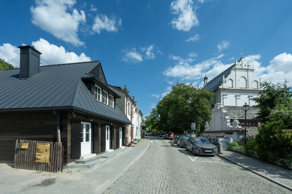 Lokal użytkowy  pokojowe na Sprzedaż
