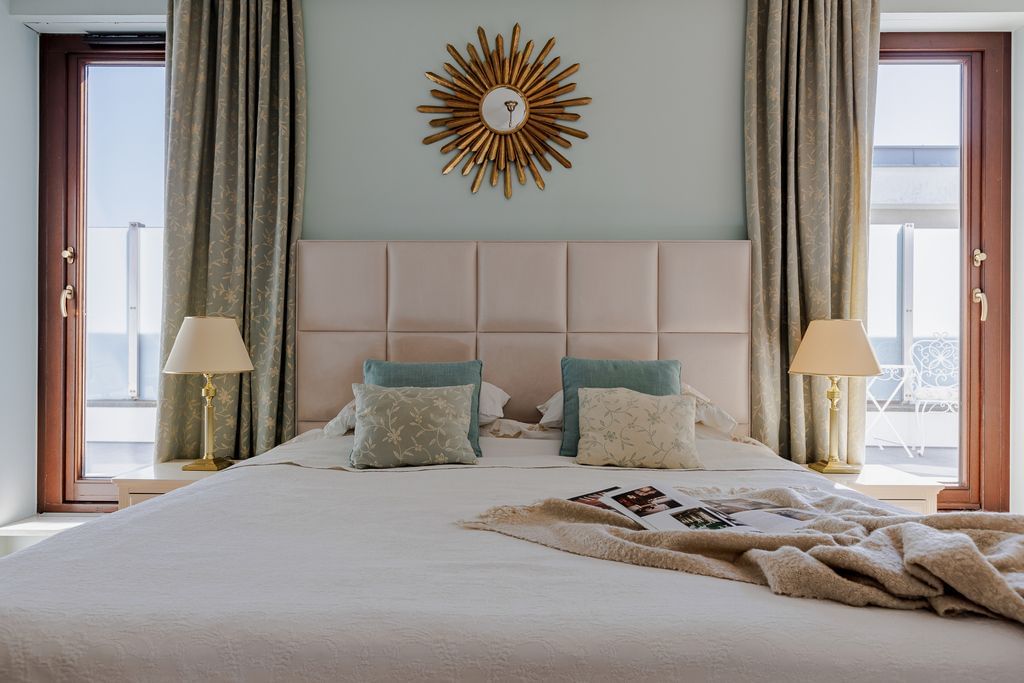 Mieszkanie 5 pokojowe na Sprzedaż