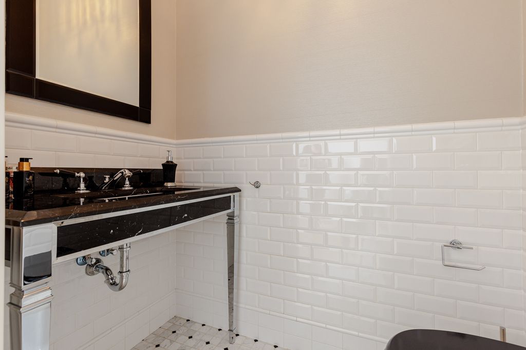 Mieszkanie 5 pokojowe na Sprzedaż