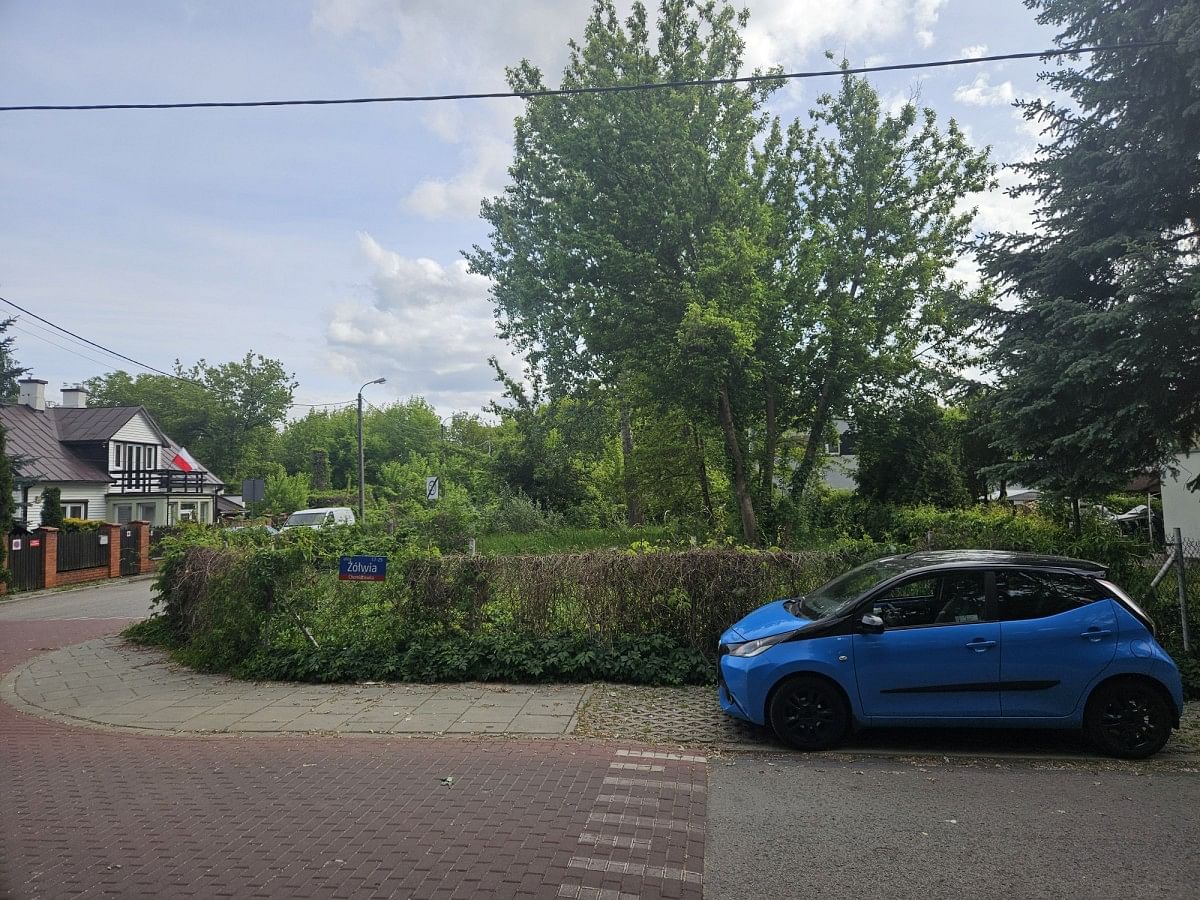 Działka  pokojowe na Sprzedaż
