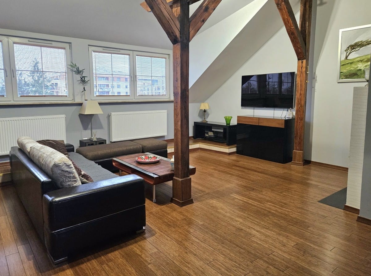 Mieszkanie 4 pokojowe na Sprzedaż