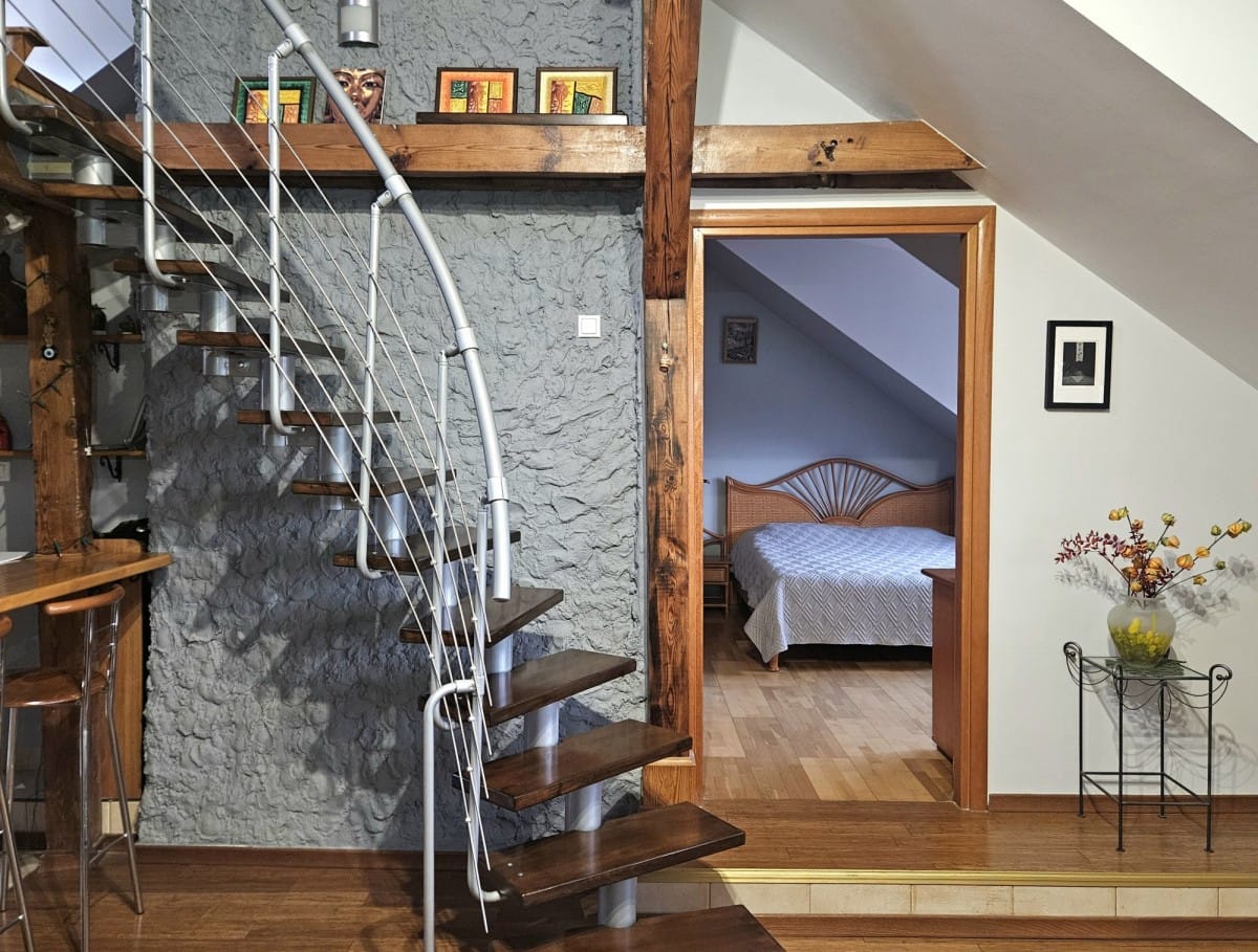 Mieszkanie 4 pokojowe na Sprzedaż