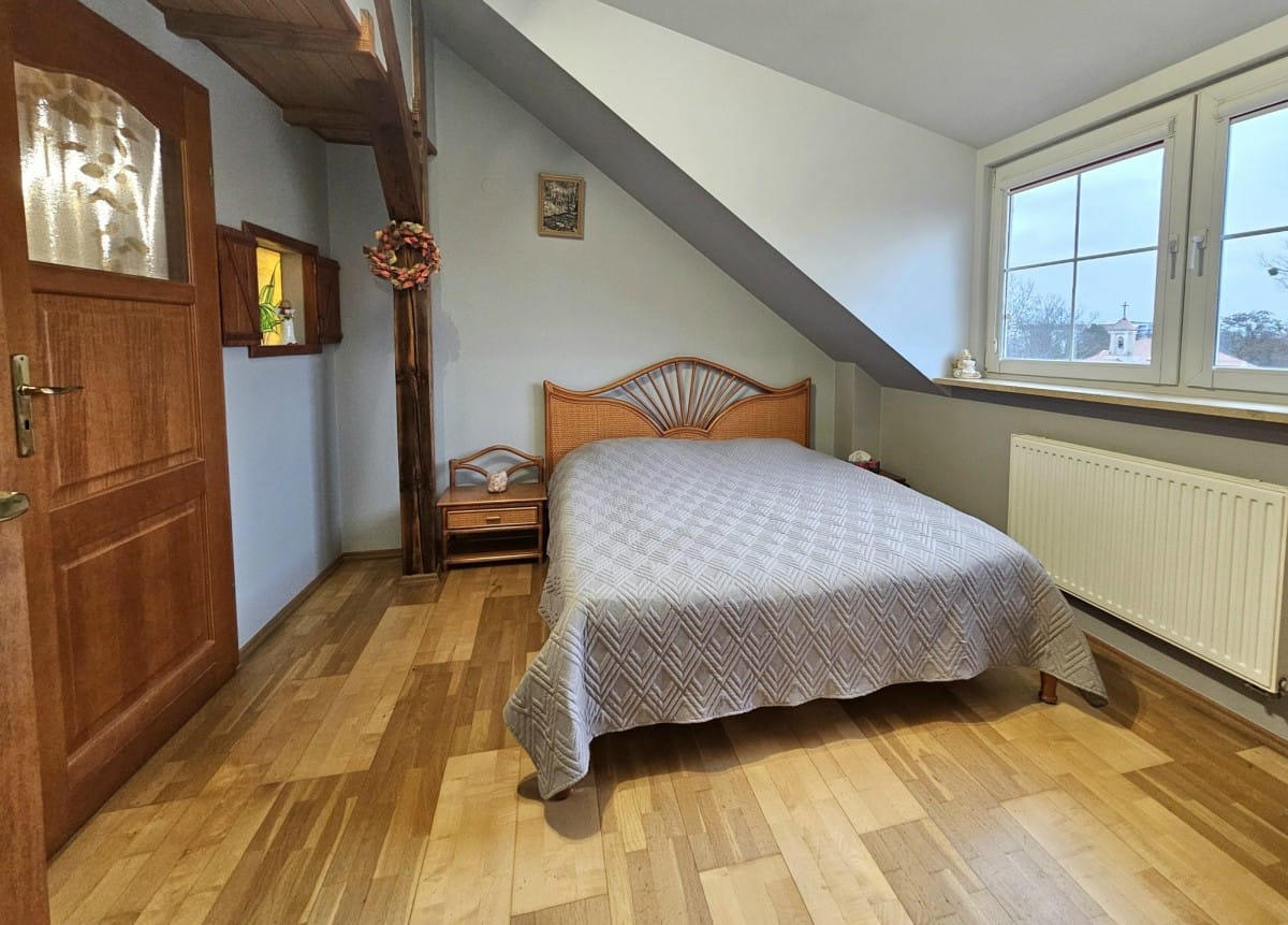 Mieszkanie 4 pokojowe na Sprzedaż