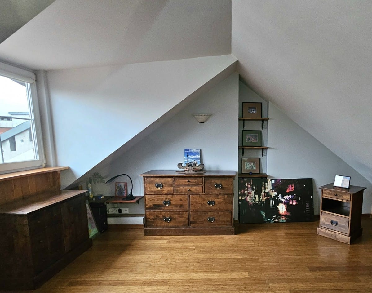 Mieszkanie 4 pokojowe na Sprzedaż