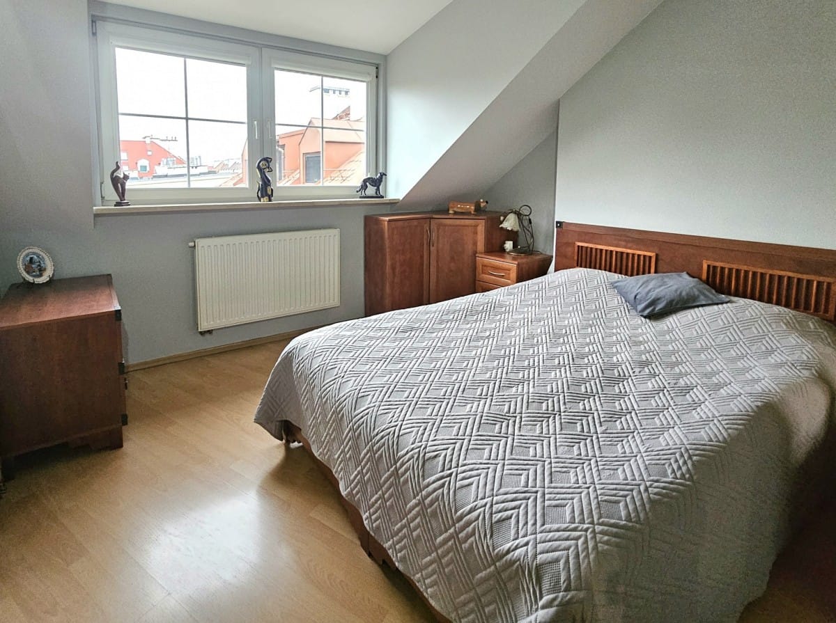 Mieszkanie 4 pokojowe na Sprzedaż