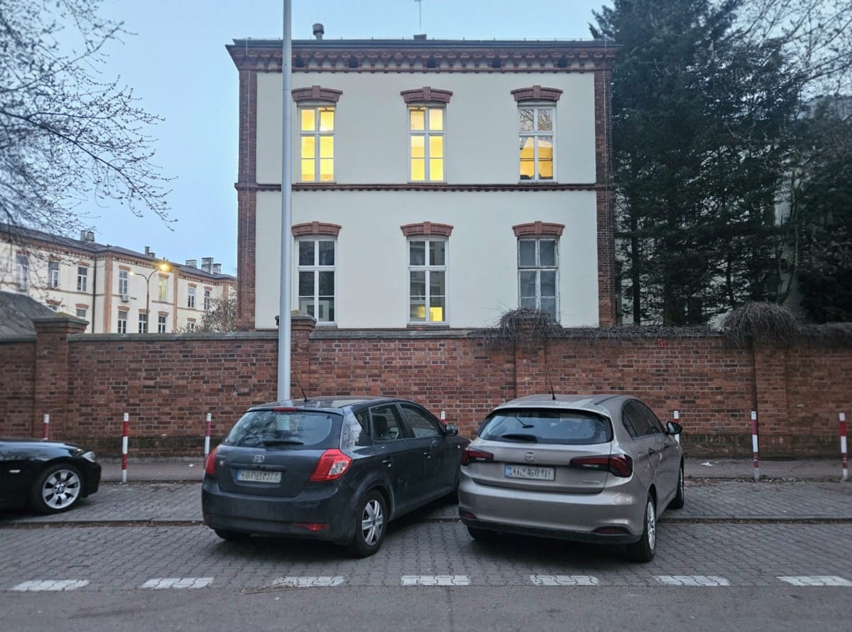 Mieszkanie 2 pokojowe na Sprzedaż