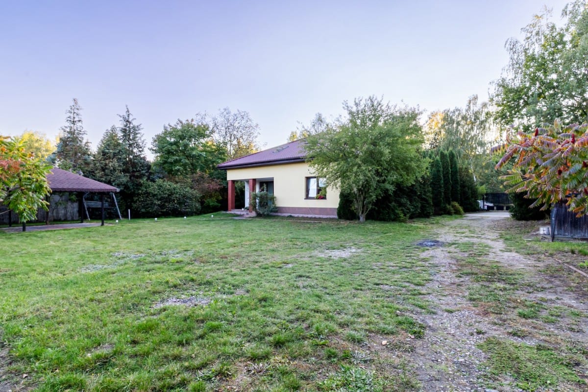 Dom 7 pokojowe na Sprzedaż