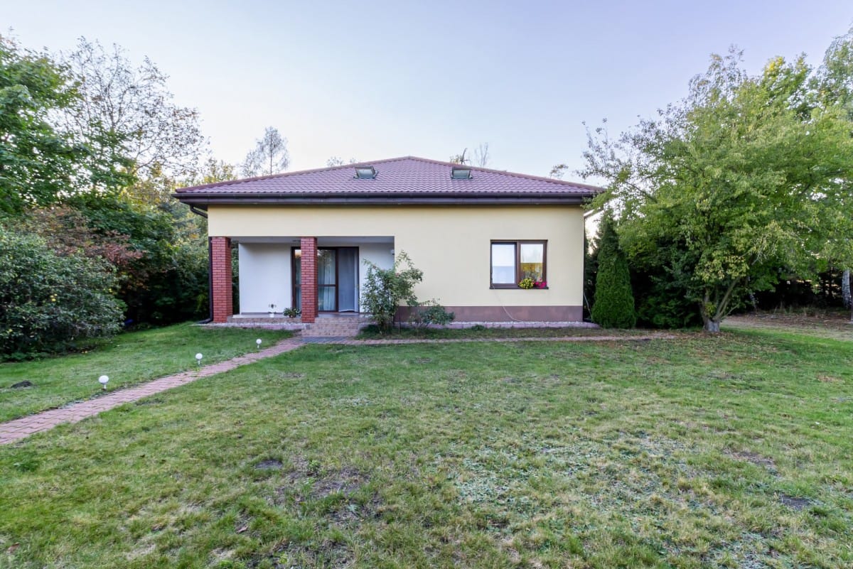 Dom 7 pokojowe na Sprzedaż