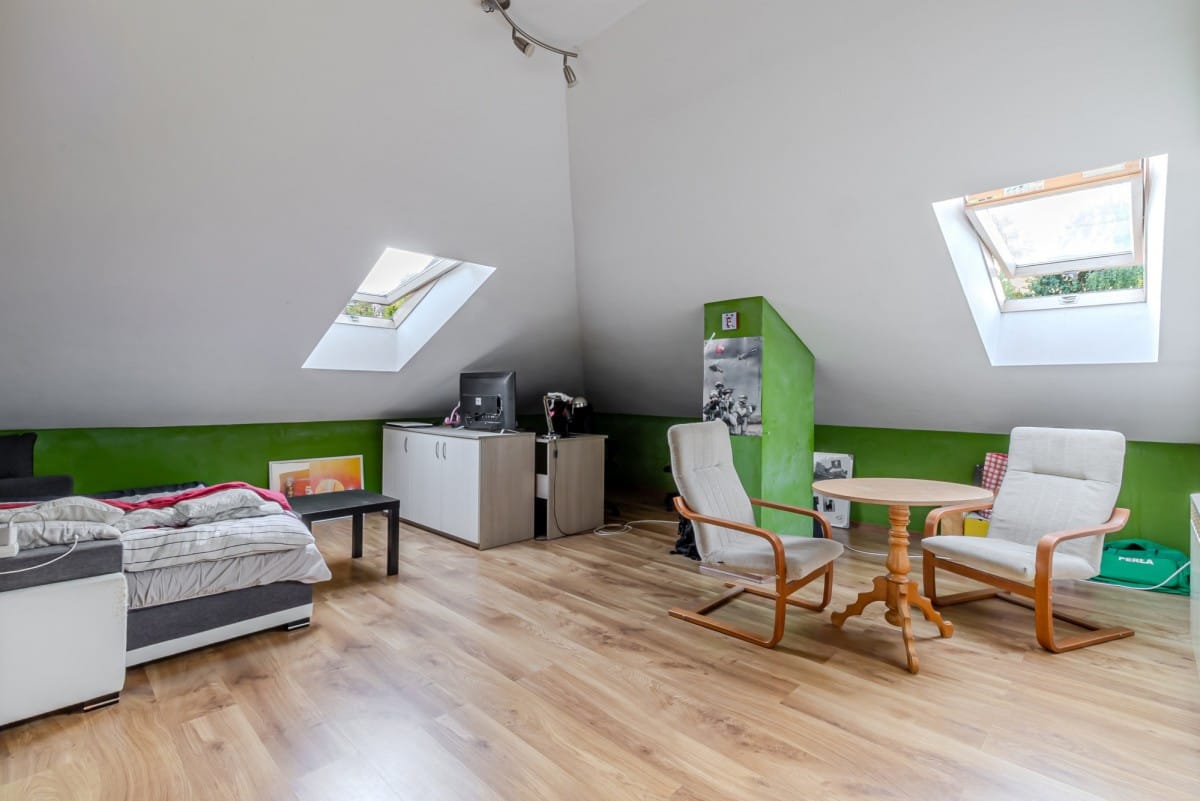 Dom 7 pokojowe na Sprzedaż