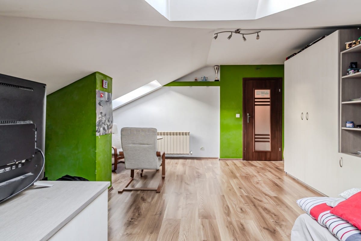 Dom 7 pokojowe na Sprzedaż