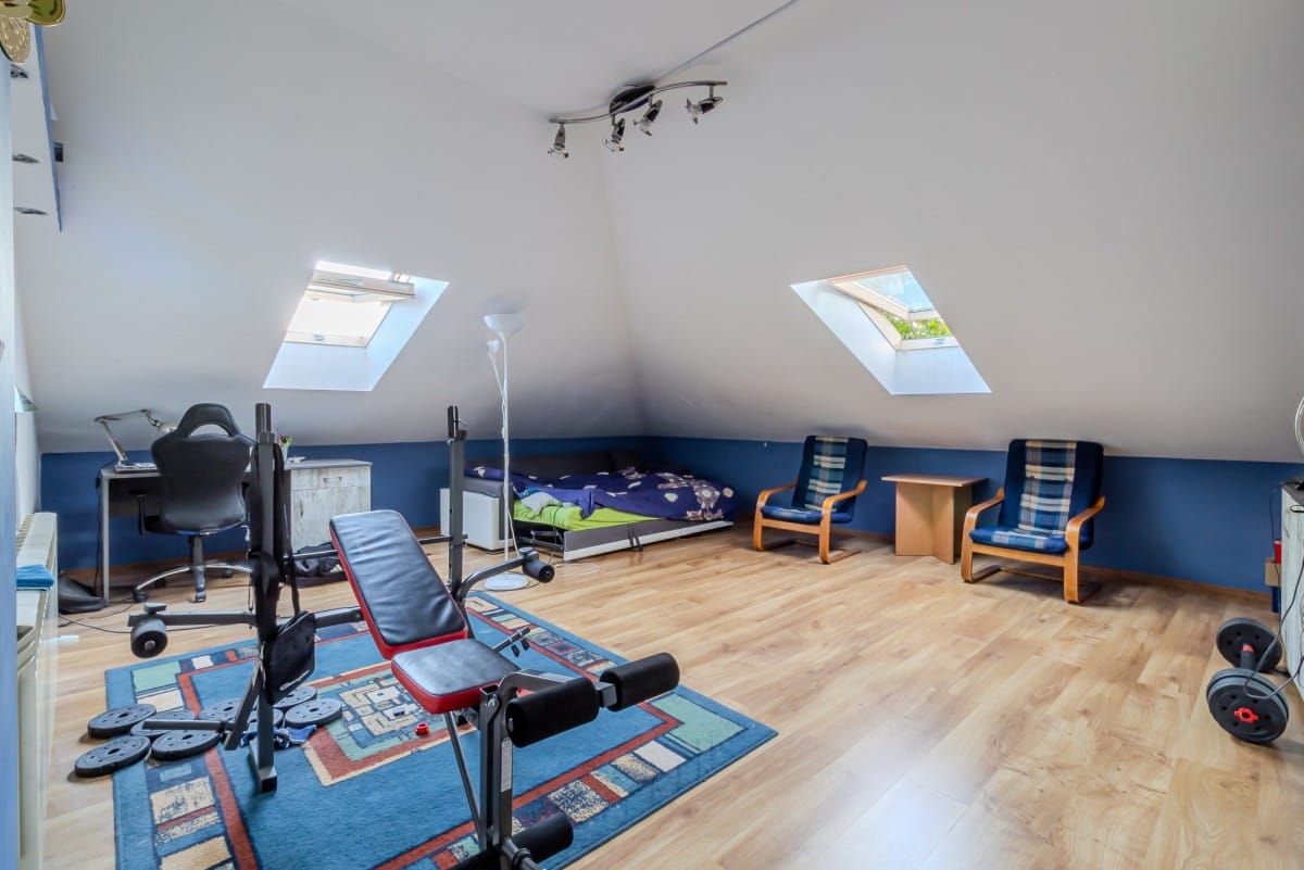 Dom 7 pokojowe na Sprzedaż