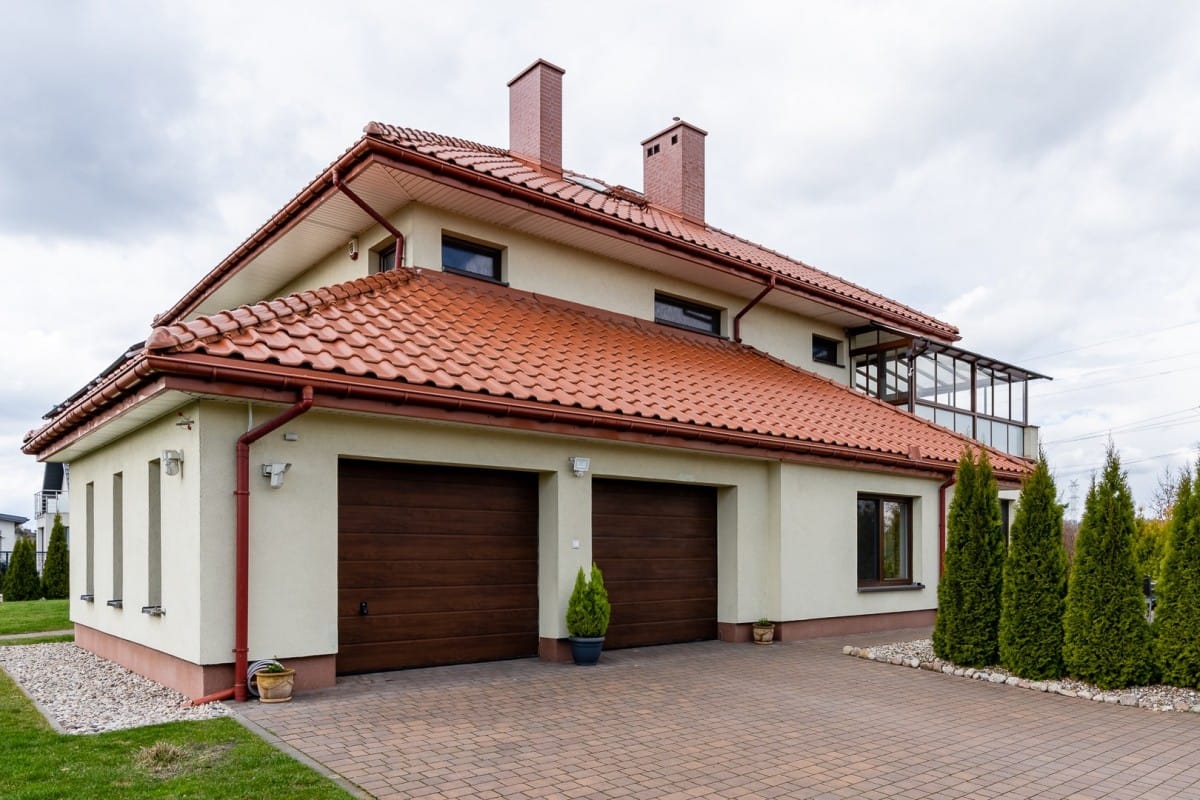 Dom 8 pokojowe na Sprzedaż