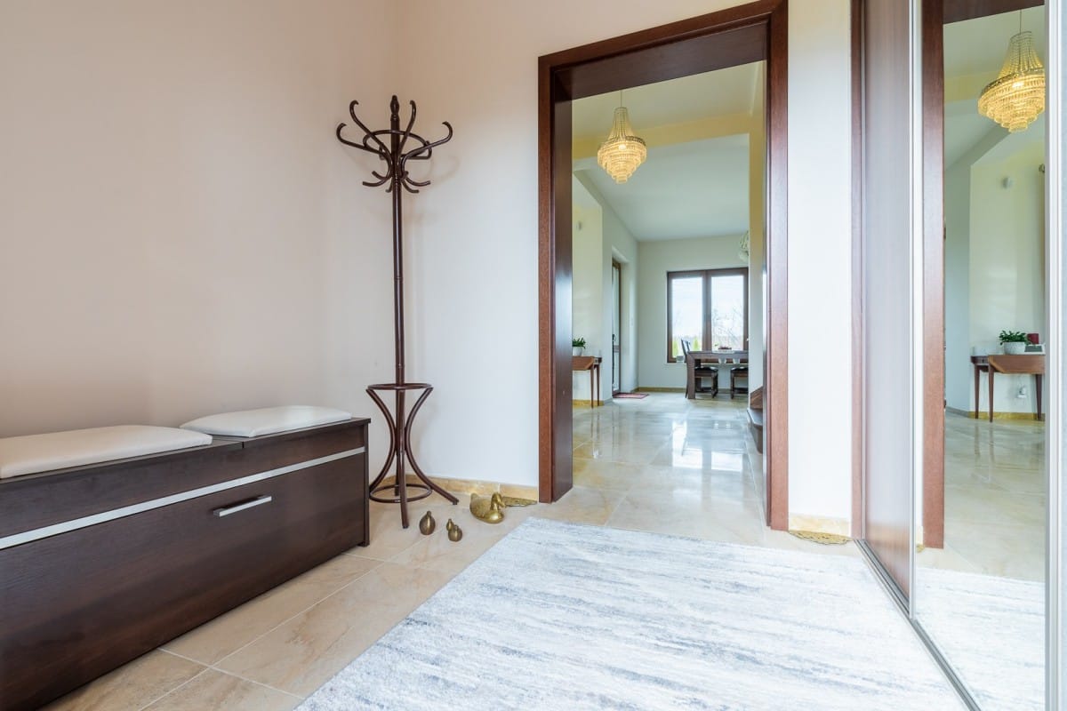 Dom 8 pokojowe na Sprzedaż