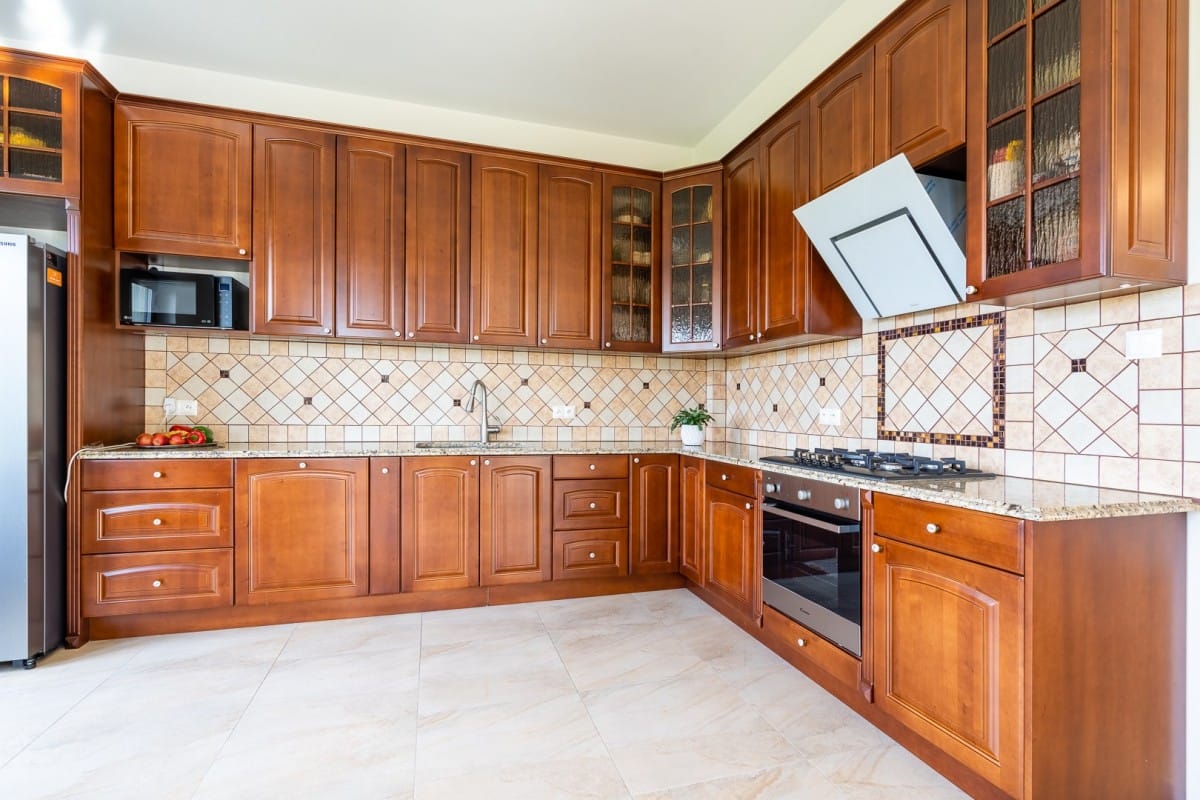 Dom 8 pokojowe na Sprzedaż