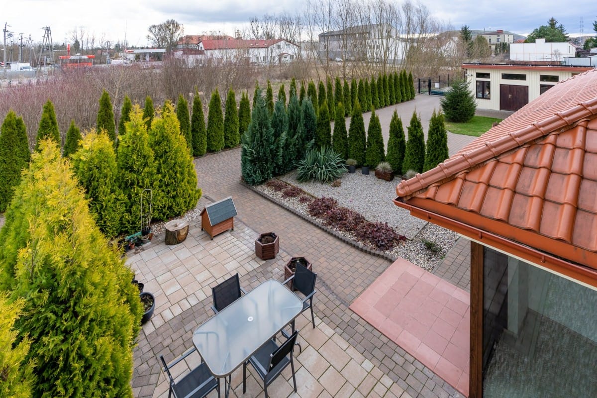 Dom 8 pokojowe na Sprzedaż