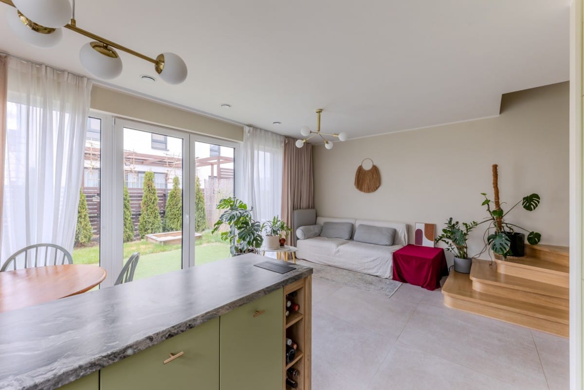 Dom 5 pokojowe na Sprzedaż