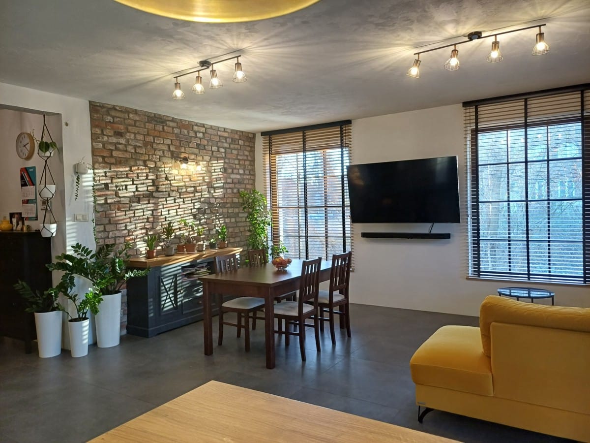 Dom 6 pokojowe na Sprzedaż