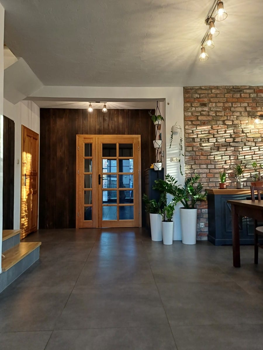 Dom 6 pokojowe na Sprzedaż