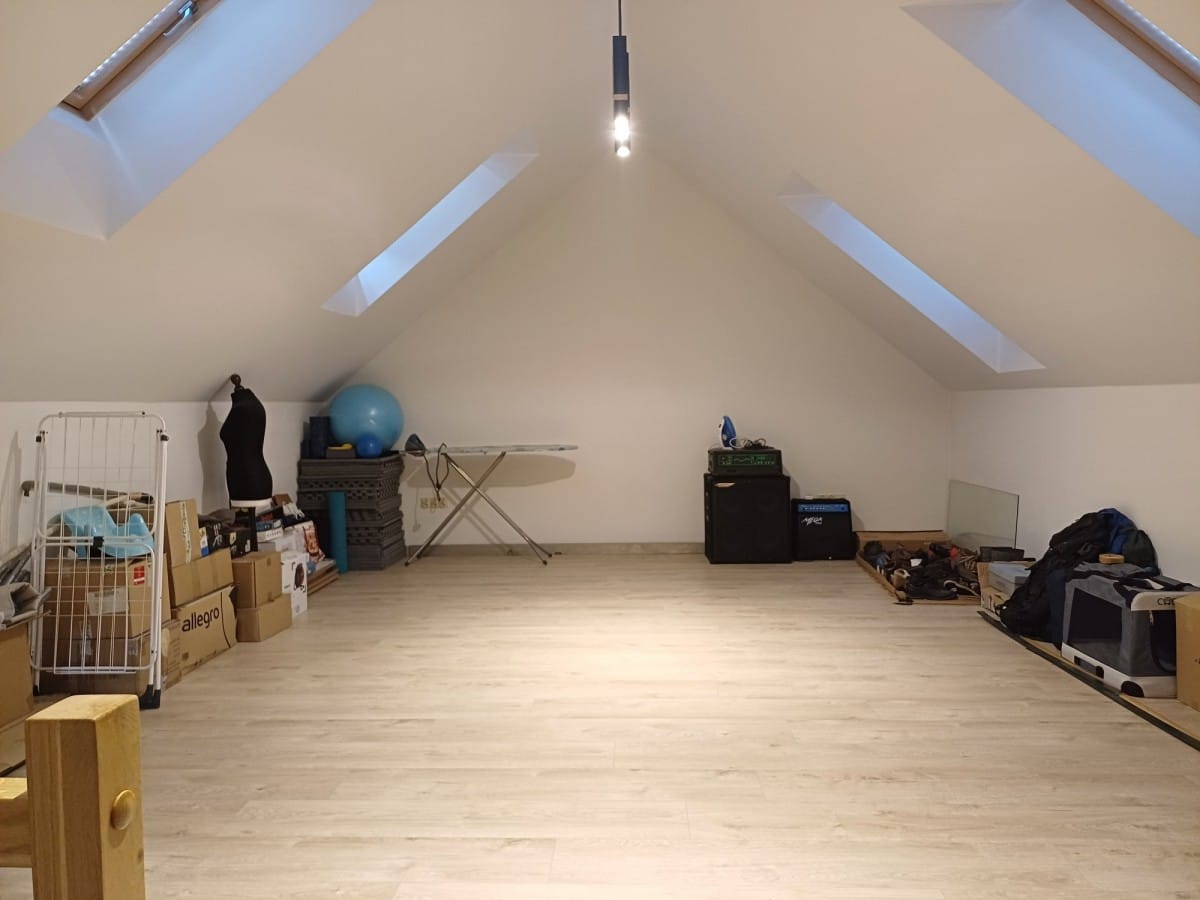 Dom 6 pokojowe na Sprzedaż