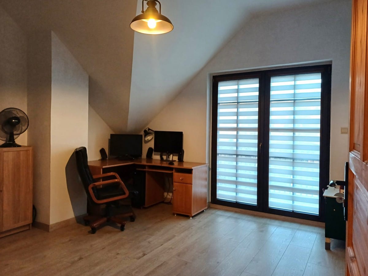 Dom 6 pokojowe na Sprzedaż