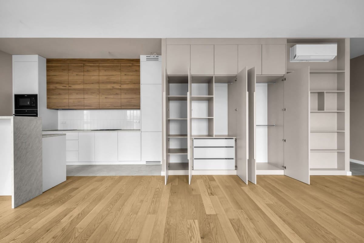 Mieszkanie 4 pokojowe na Sprzedaż