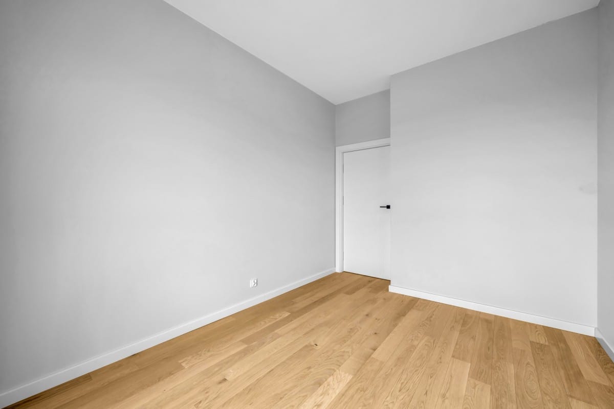 Mieszkanie 4 pokojowe na Sprzedaż