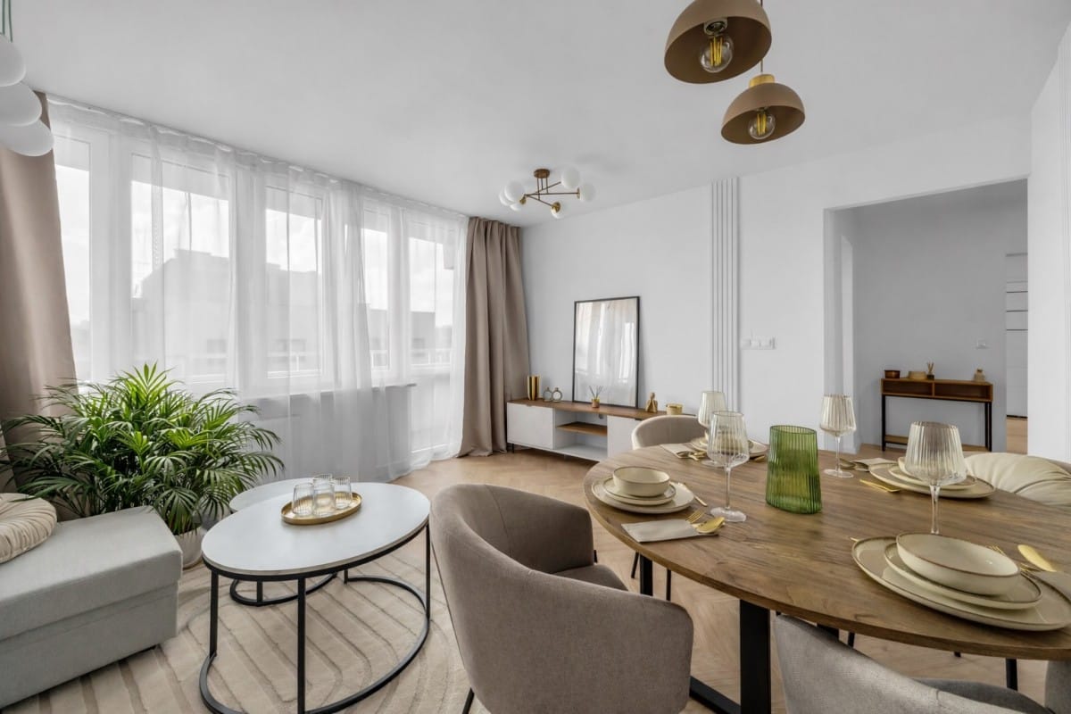 Mieszkanie 4 pokojowe na Sprzedaż