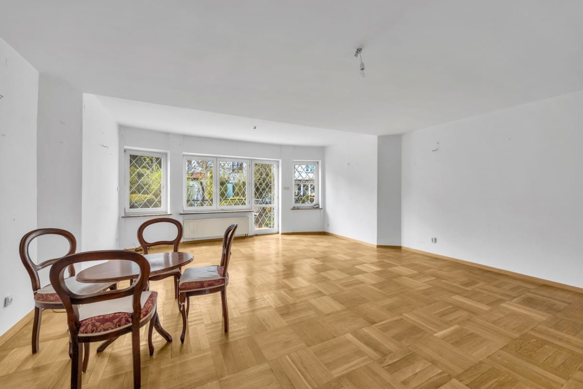 Dom 6 pokojowe na Sprzedaż