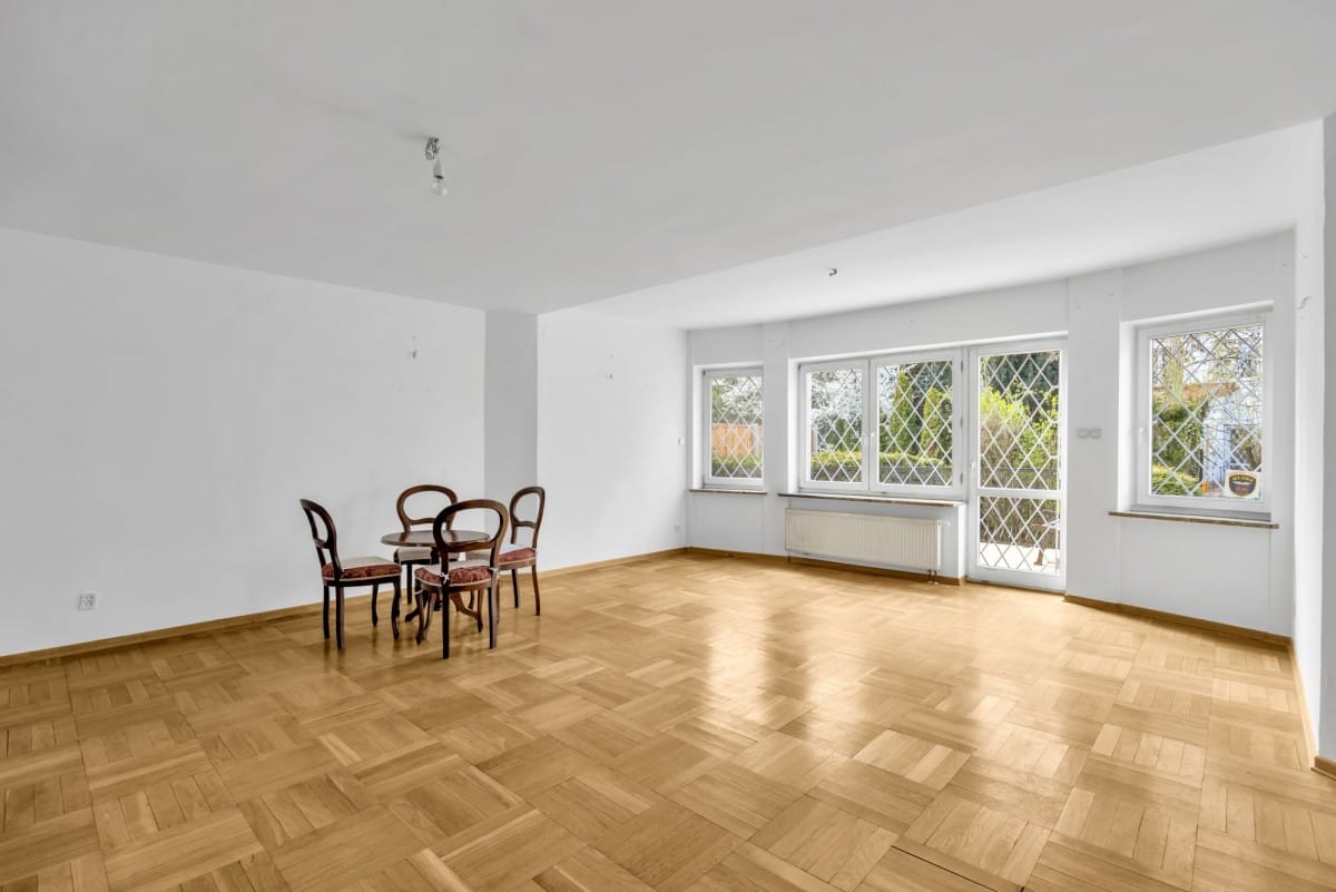 Dom 6 pokojowe na Sprzedaż