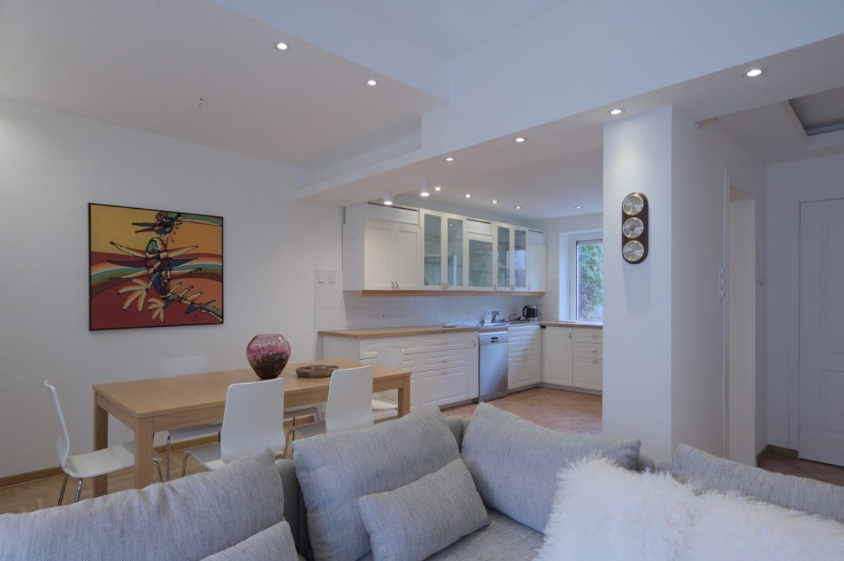 Dom 8 pokojowe na Wynajem