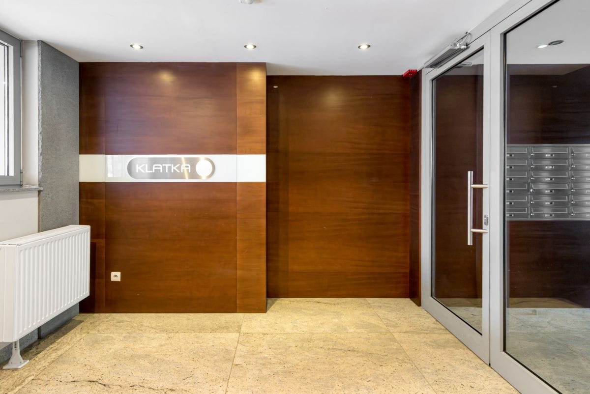 Mieszkanie 4 pokojowe na Sprzedaż