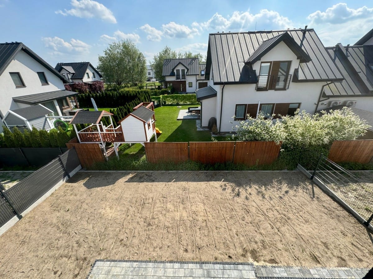 Dom 5 pokojowe na Sprzedaż