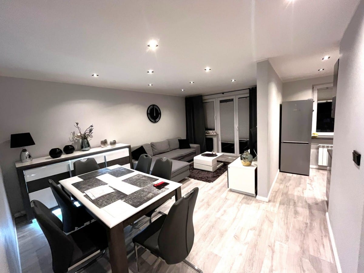 Mieszkanie 3 pokojowe na Sprzedaż