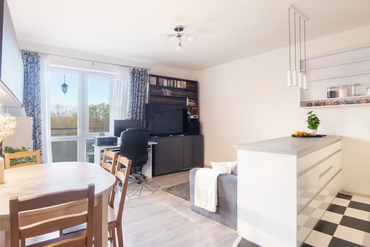 Mieszkanie 2 pokojowe na Sprzedaż