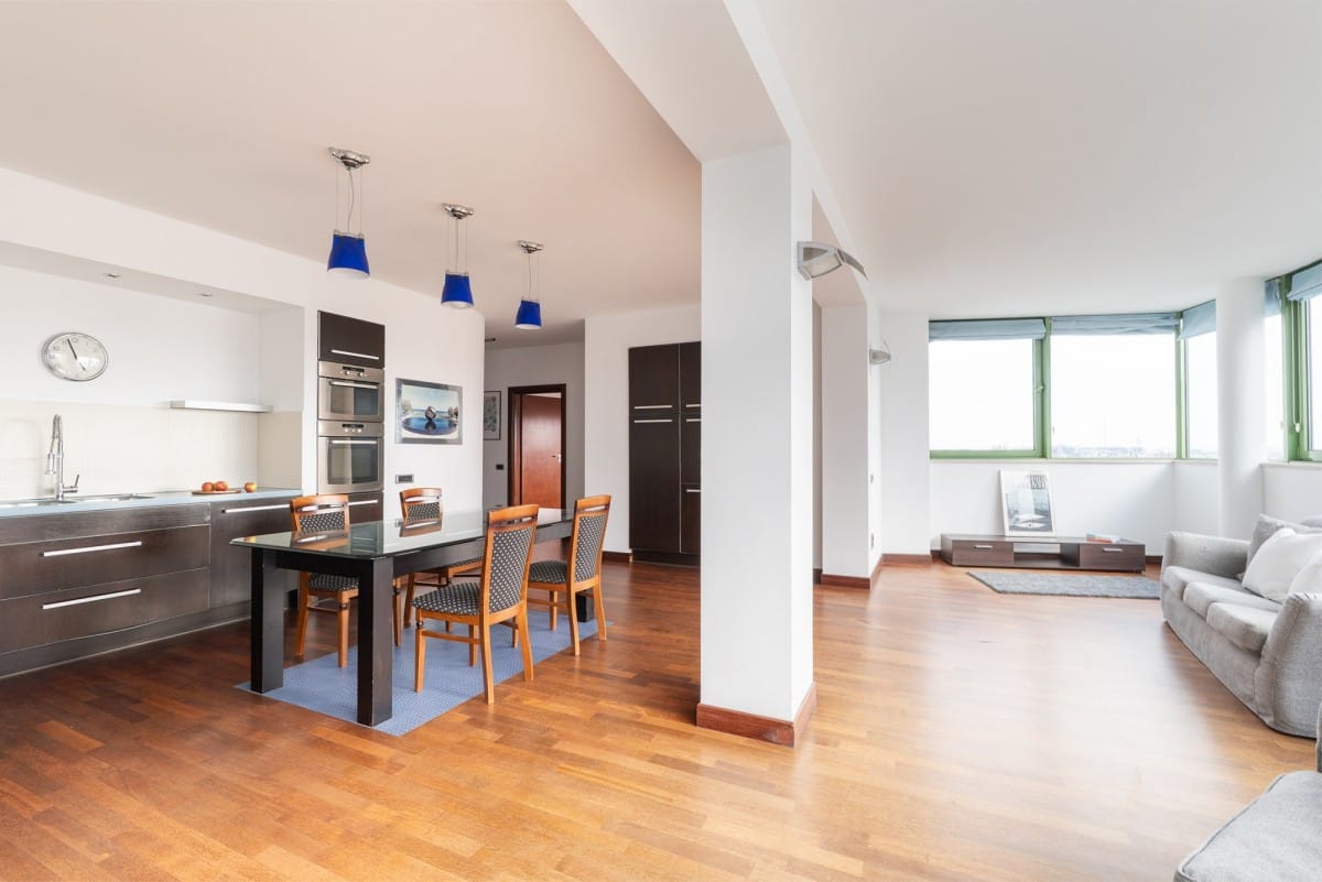 Mieszkanie 3 pokojowe na Sprzedaż