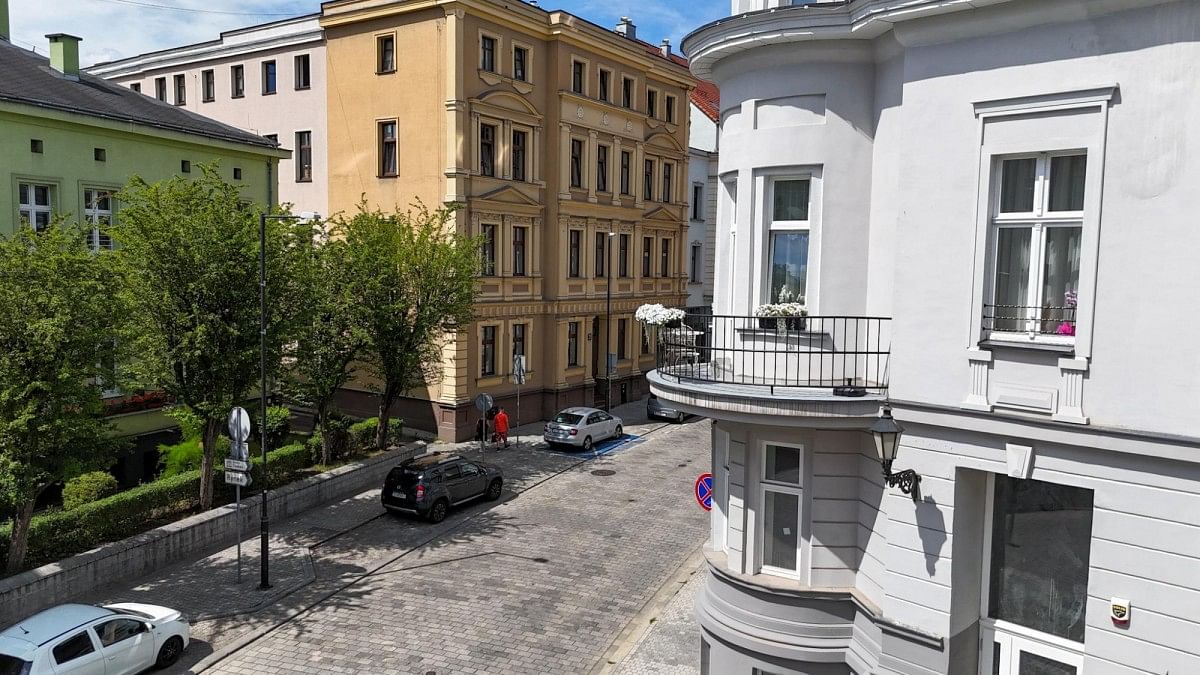 Lokal użytkowy  pokojowe na Sprzedaż