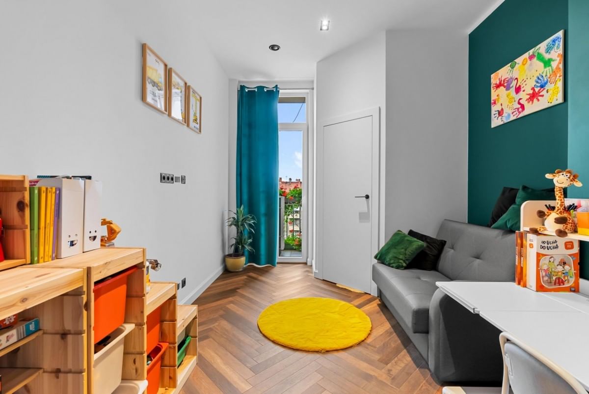 Mieszkanie 5 pokojowe na Sprzedaż