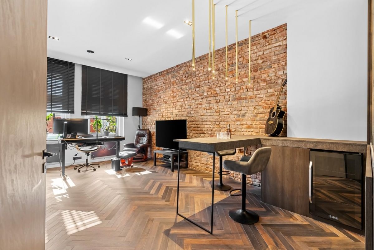 Mieszkanie 5 pokojowe na Sprzedaż