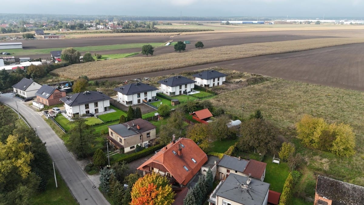 Działka  pokojowe na Sprzedaż