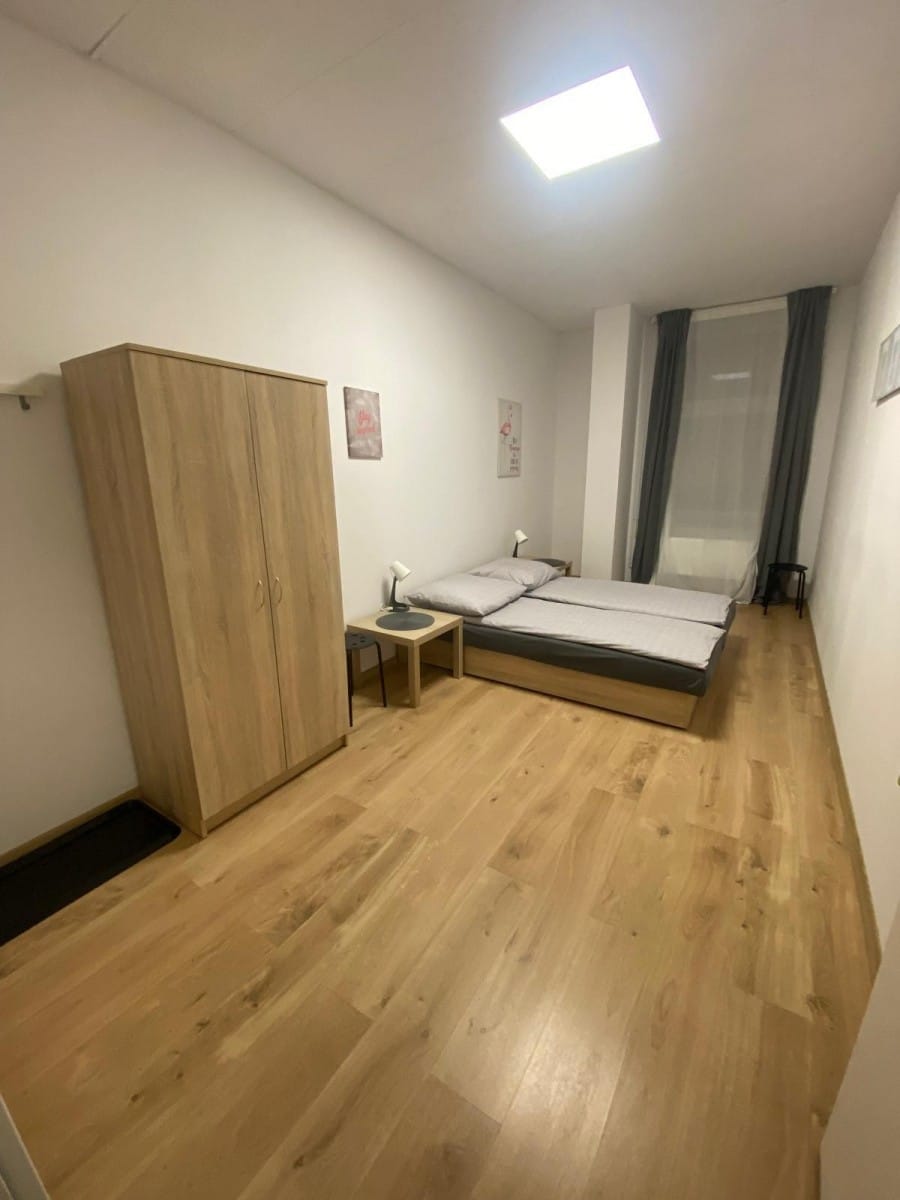 Lokal użytkowy  pokojowe na Sprzedaż