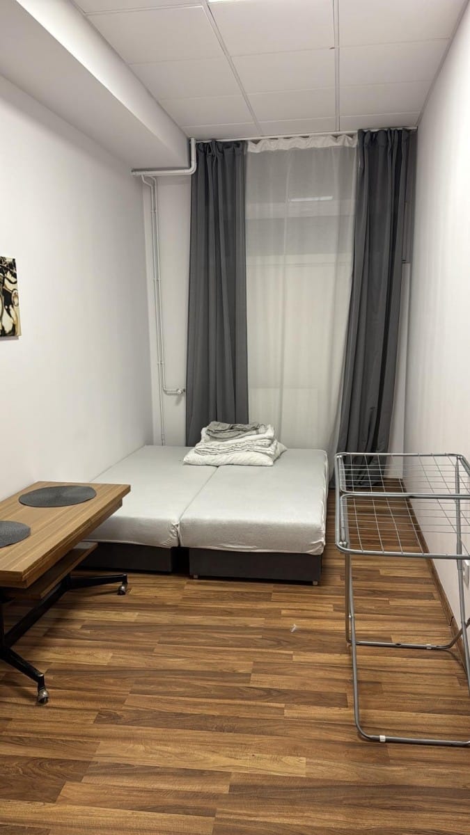 Lokal użytkowy  pokojowe na Sprzedaż