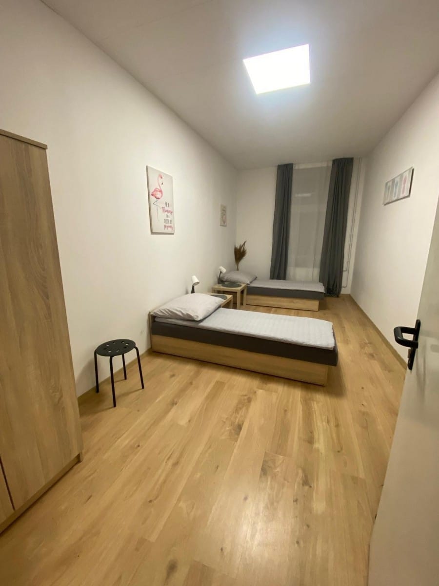 Lokal użytkowy  pokojowe na Sprzedaż