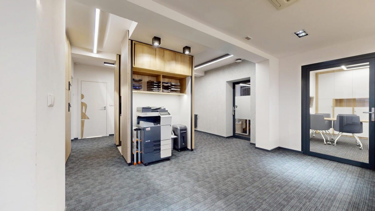 Lokal użytkowy  pokojowe na Sprzedaż