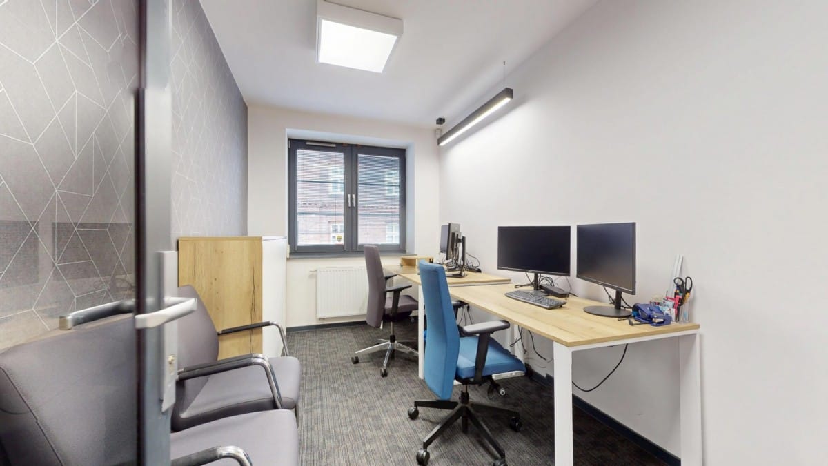 Lokal użytkowy  pokojowe na Sprzedaż