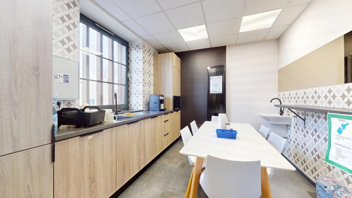 Lokal użytkowy  pokojowe na Sprzedaż