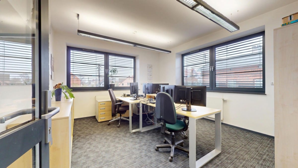 Lokal użytkowy  pokojowe na Sprzedaż