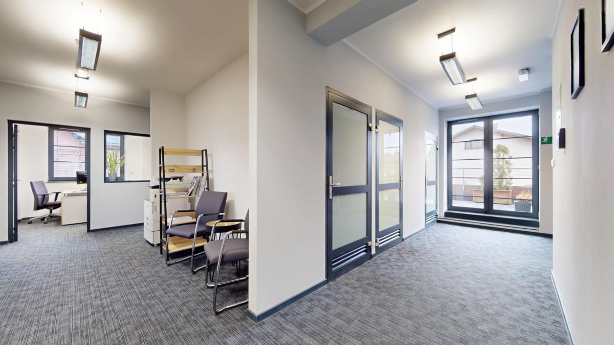 Lokal użytkowy  pokojowe na Sprzedaż